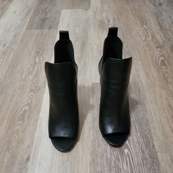Vince Camuto | Shoes | Vince Camuto 
